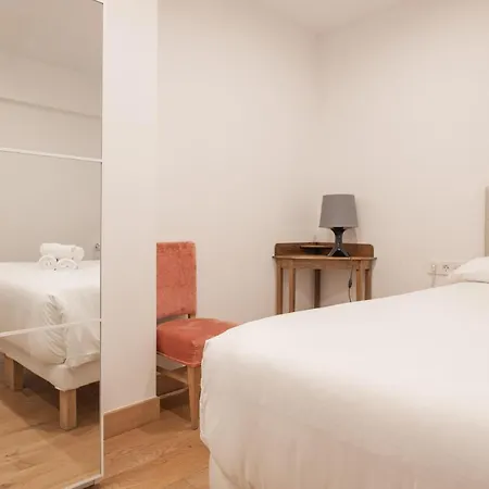 Bretxa - Local Rentss Апартаменты *
